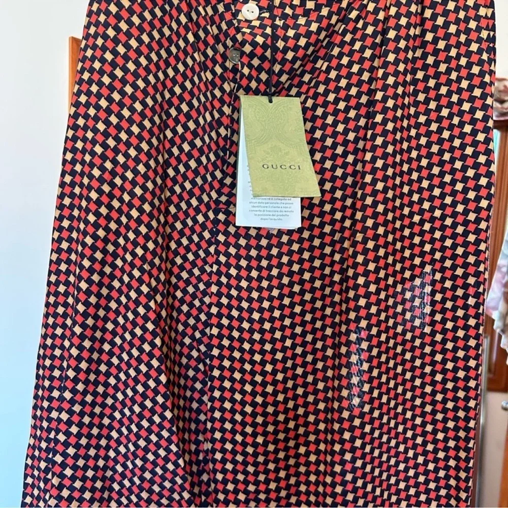 Men’s Gucci, Bermuda short size 56/XL made in Italy NWT